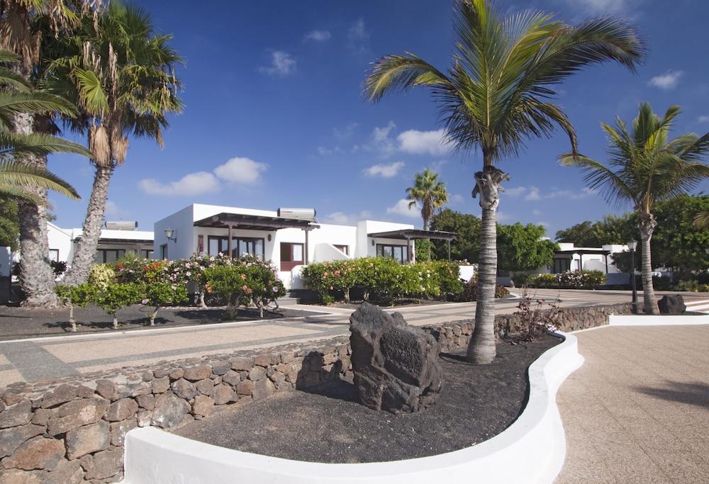 Bungalows Playa Limones Playa Blanca  Exterior photo