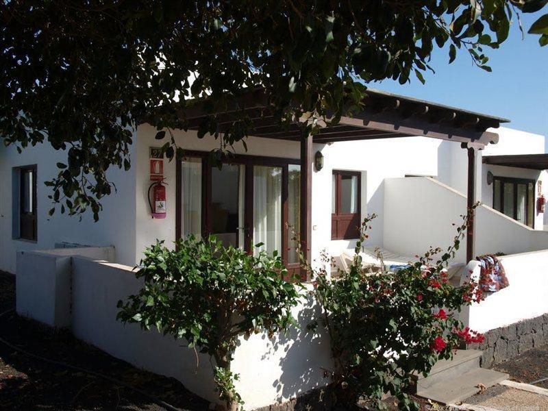 Bungalows Playa Limones Playa Blanca  Exterior photo